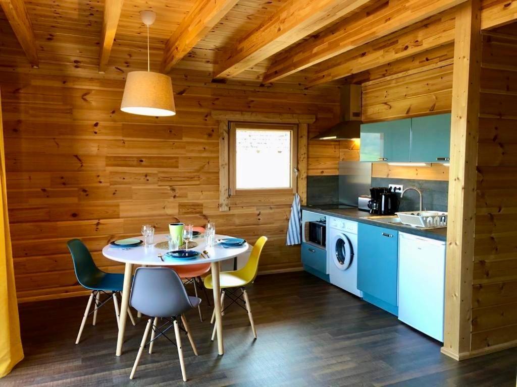 Appart 1. 50m2, 4 à 5 pers. dans Chalet de charme Vimines Extérieur photo
